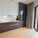 White Pearl 4.03 Apartment *