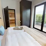 Apartment White Pearl 4.03 *