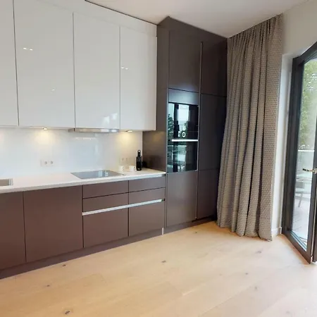 White Pearl 4.03 Apartment *