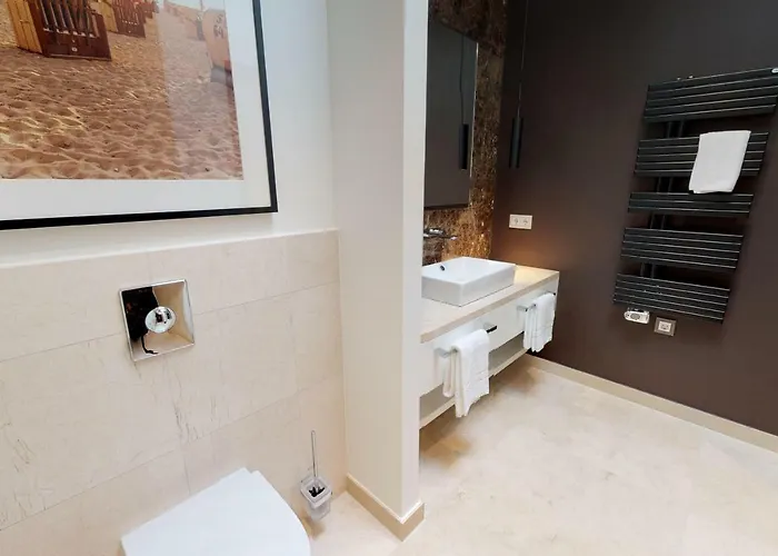 Apartment White Pearl 4.03