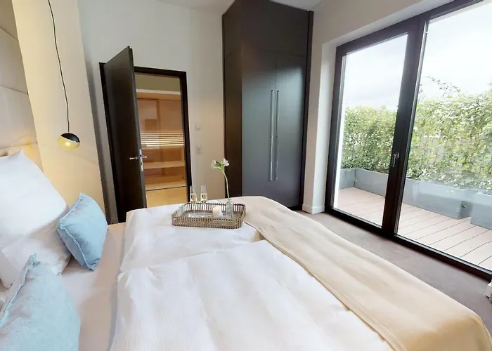 Apartment White Pearl 4.03 *